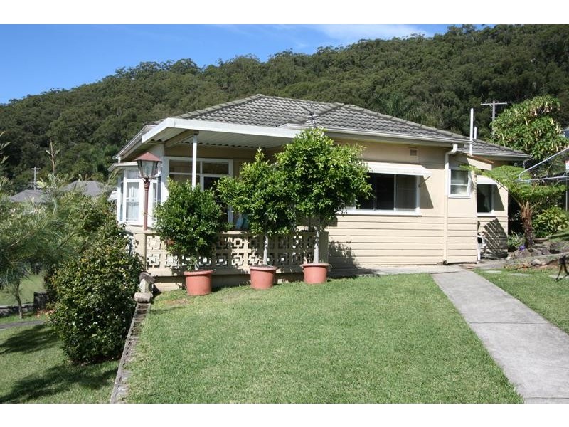 379 Orange Grove Rd, Blackwall NSW 2256