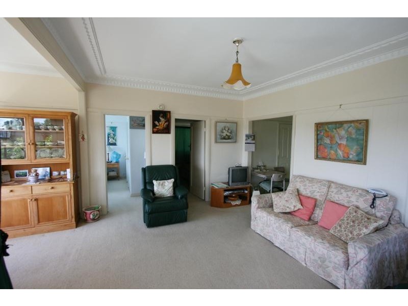 379 Orange Grove Rd, Blackwall NSW 2256