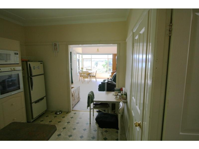 379 Orange Grove Rd, Blackwall NSW 2256