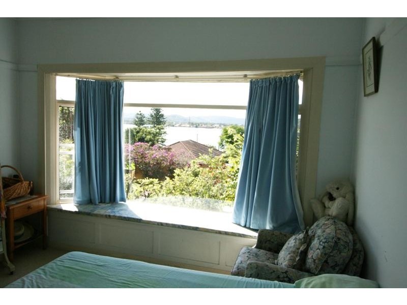 379 Orange Grove Rd, Blackwall NSW 2256