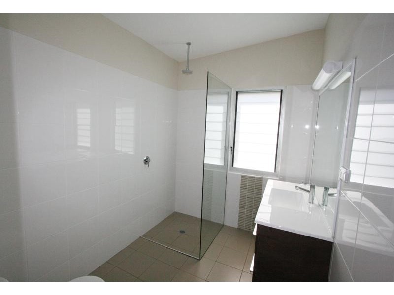 74 Vista Ave, Copacabana NSW 2251