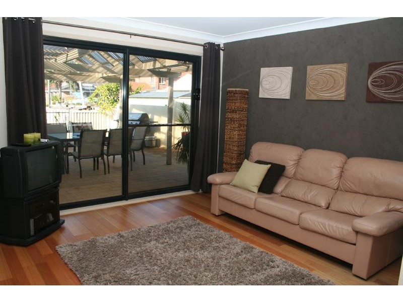 3 Barracouta Ave, St Huberts Island NSW 2257