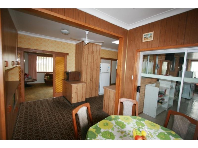 7 Masefield Ave, Bateau Bay NSW 2261