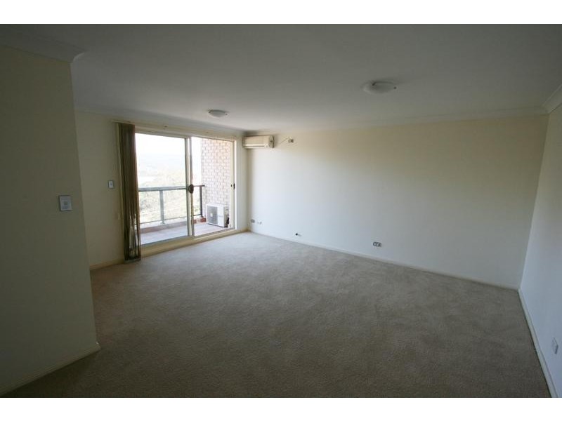 9 – 92 John Whiteway Dve, Gosford NSW 2250