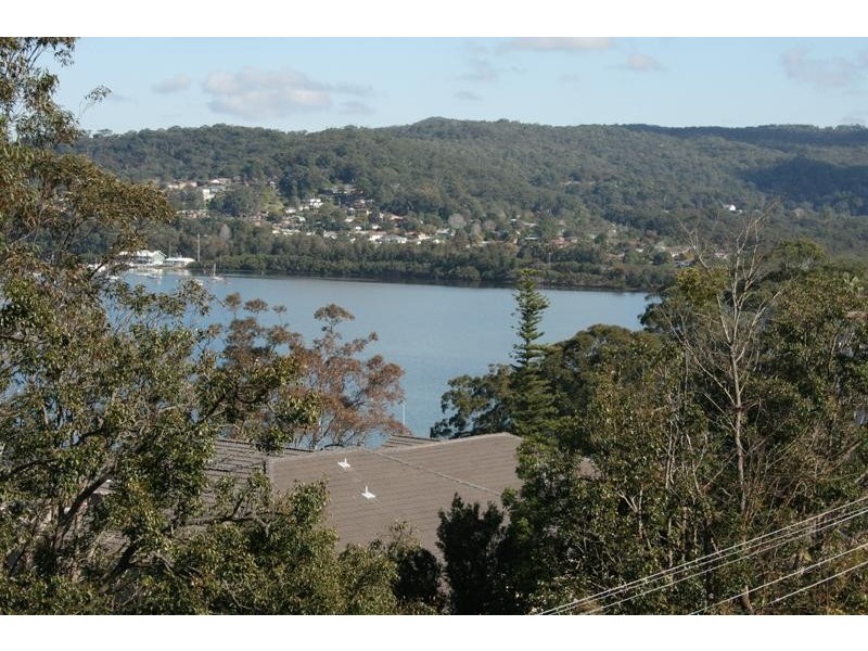 9 – 92 John Whiteway Dve, Gosford NSW 2250