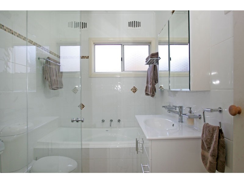 158 Henderson Rd, Saratoga NSW 2251