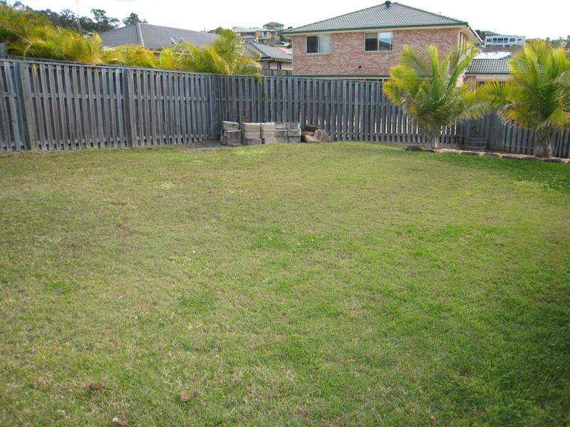 Pacific Pines QLD 4211