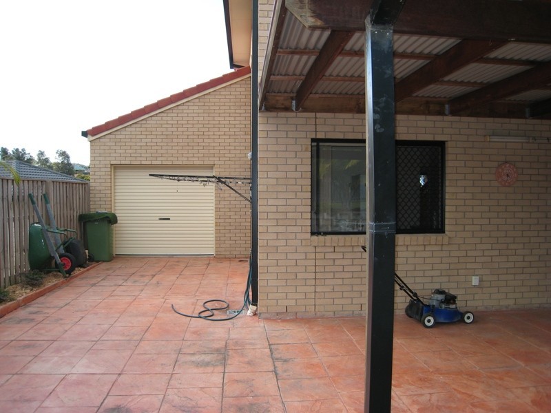 Pacific Pines QLD 4211