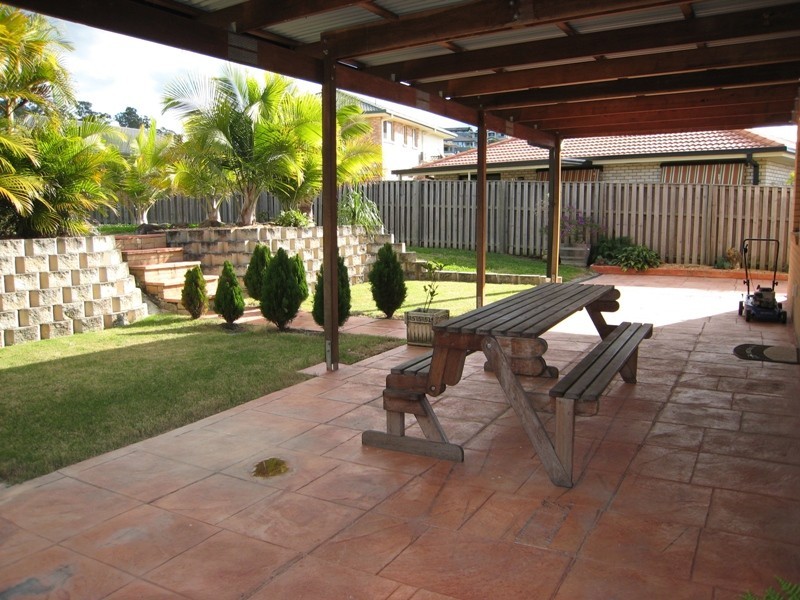 Pacific Pines QLD 4211