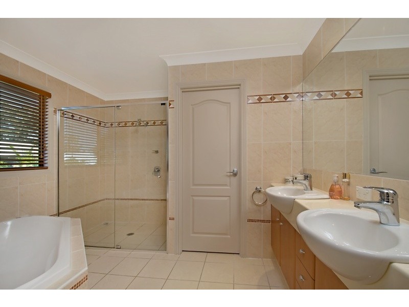 Coomera Waters QLD 4209