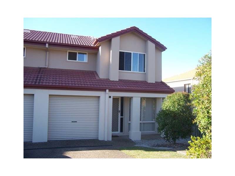 Pacific Pines QLD 4211