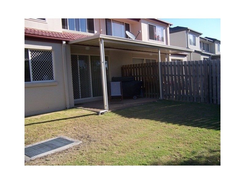 Pacific Pines QLD 4211