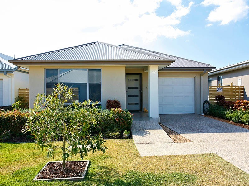 Hope Island QLD 4212