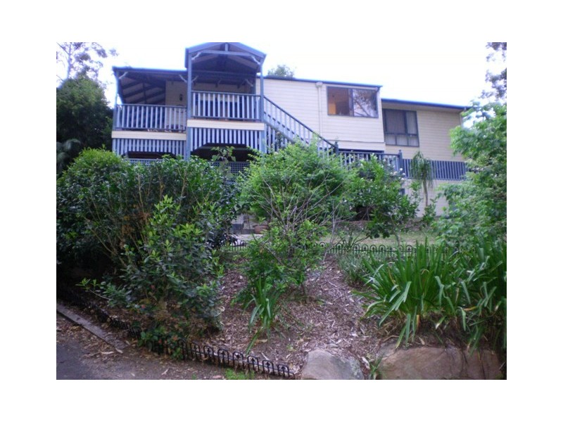 Eagle Heights QLD 4271