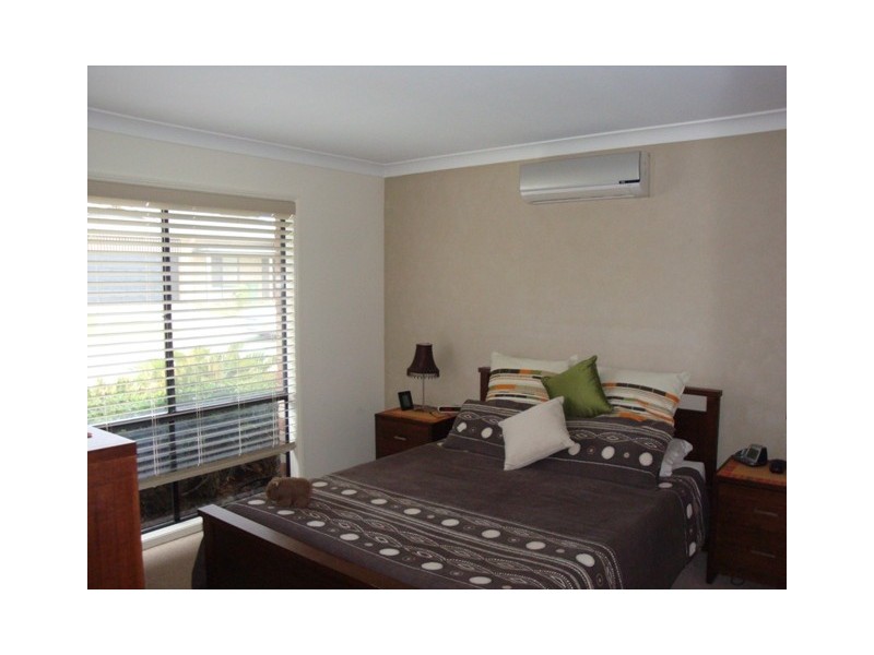 Pacific Pines QLD 4211