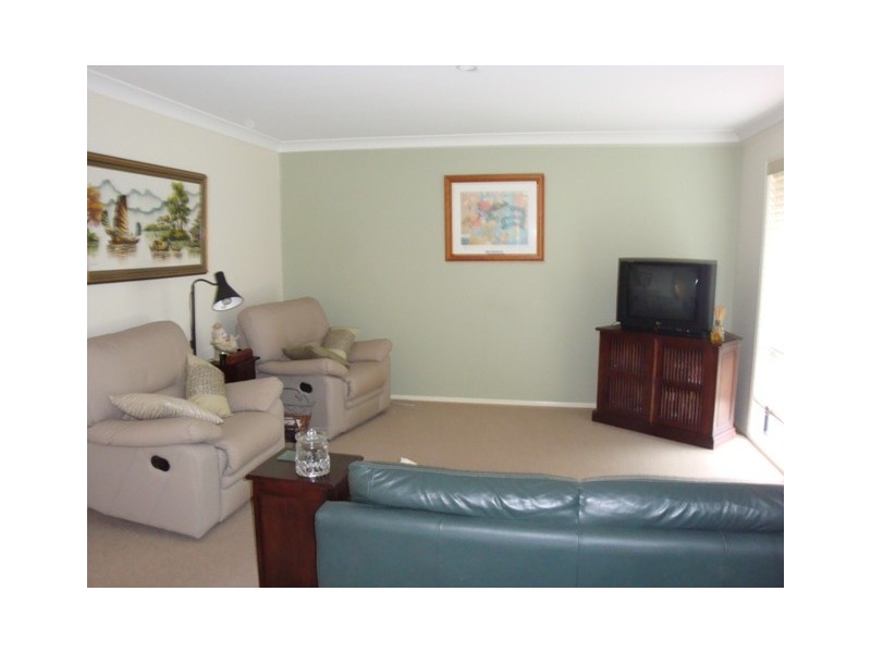 Pacific Pines QLD 4211