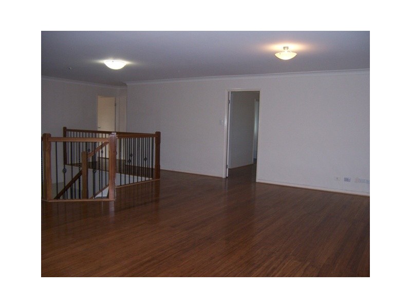 5 Devaney Court, Maudsland QLD 4210