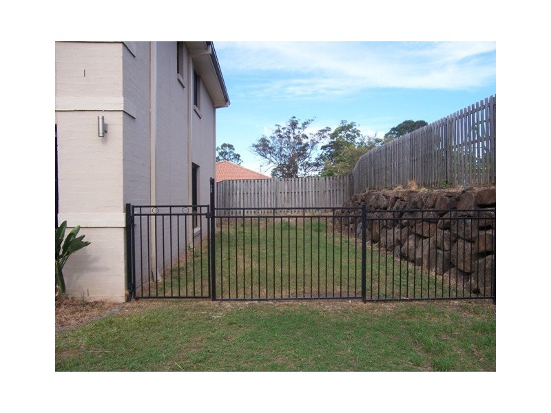 5 Devaney Court, Maudsland QLD 4210