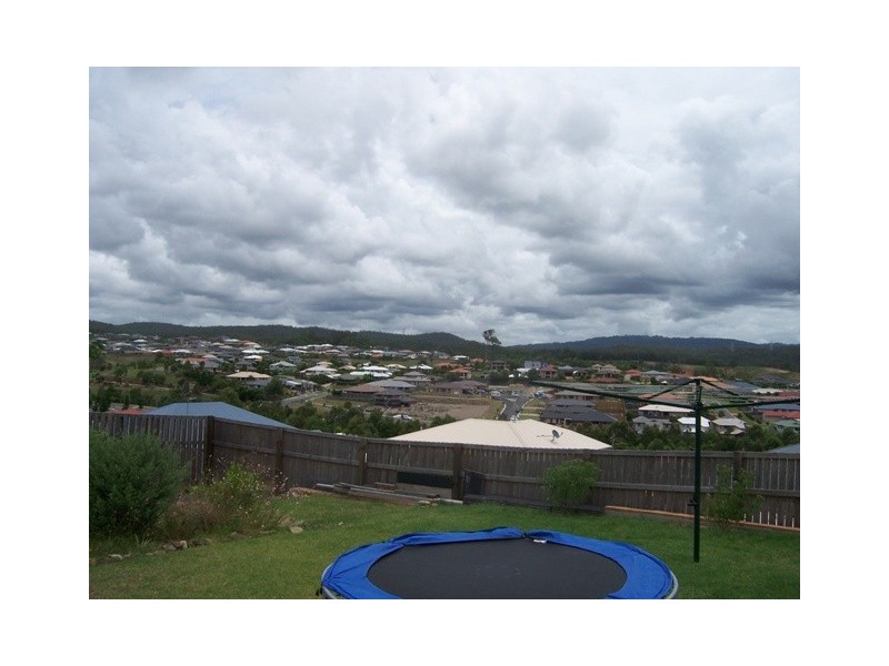 Pacific Pines QLD 4211