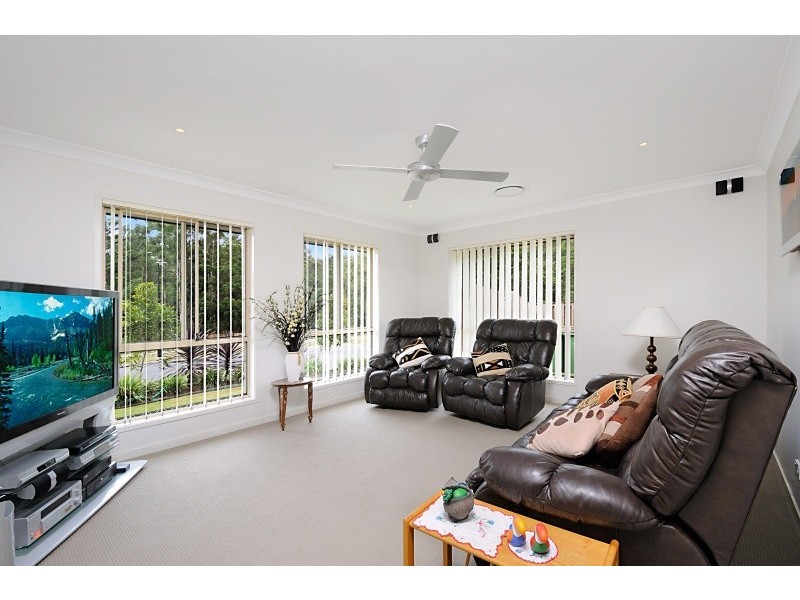 Pacific Pines QLD 4211