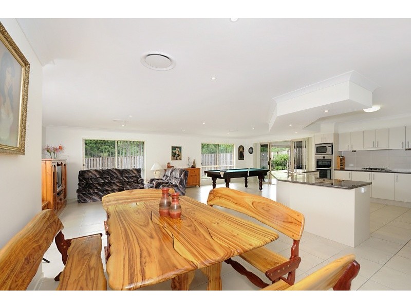 Pacific Pines QLD 4211
