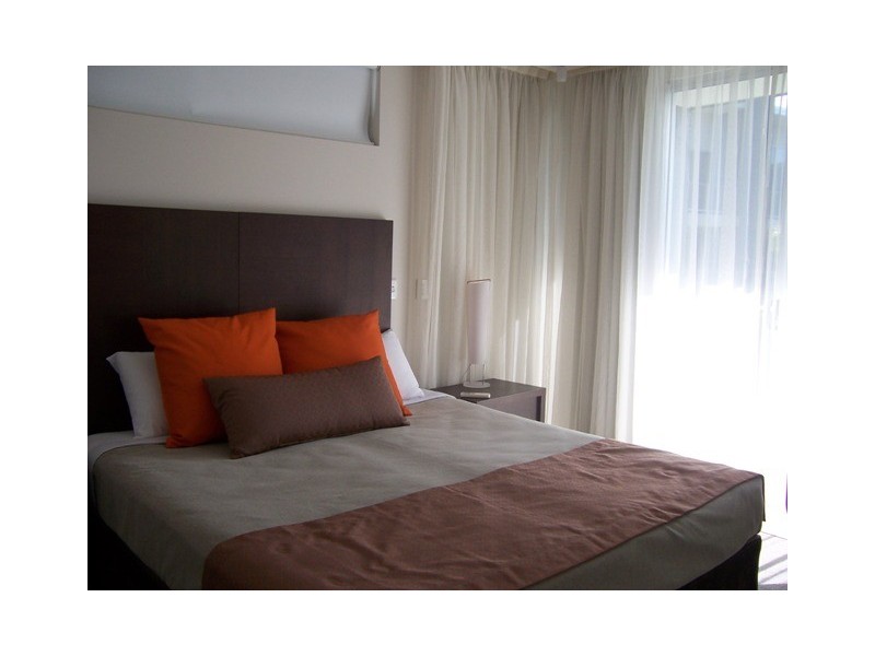 Hope Island QLD 4212