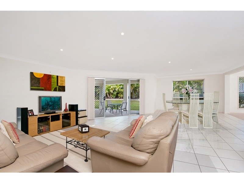 Coomera Waters QLD 4209