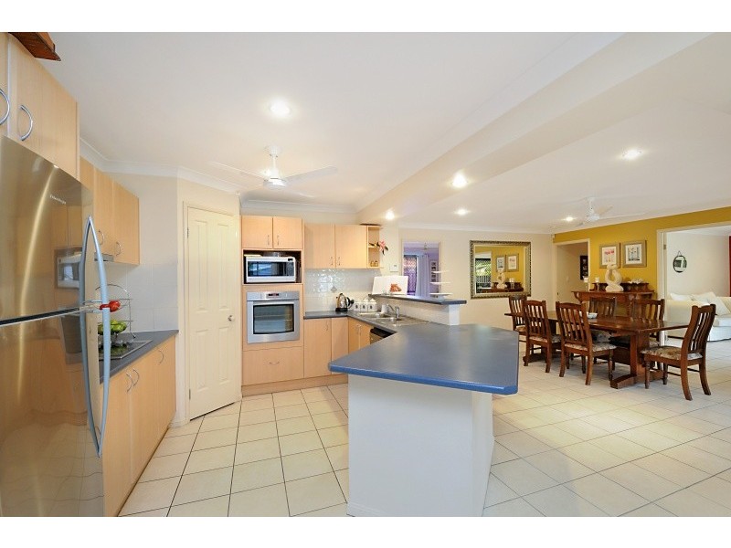 21 Taroona Circuit, Oxenford QLD 4210