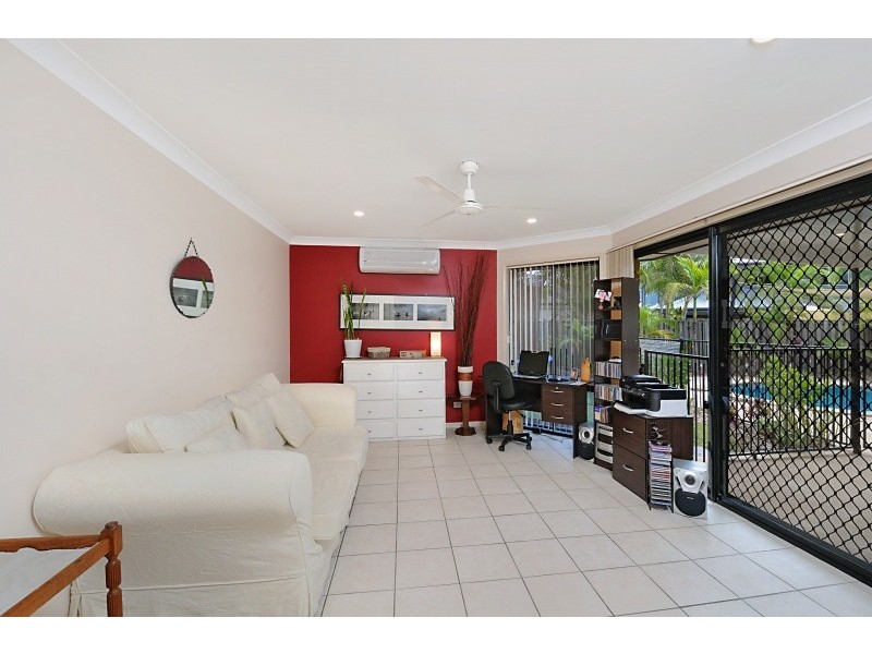 21 Taroona Circuit, Oxenford QLD 4210