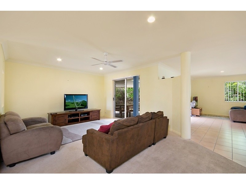 Pacific Pines QLD 4211