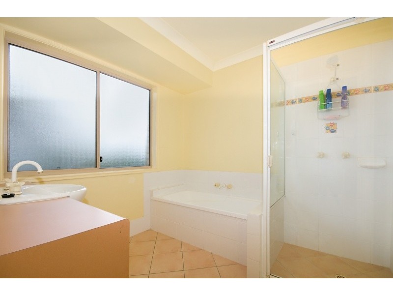 Pacific Pines QLD 4211