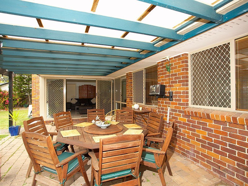 20 Queens Park Cct, Oxenford QLD 4210