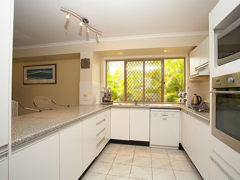20 Queens Park Cct, Oxenford QLD 4210