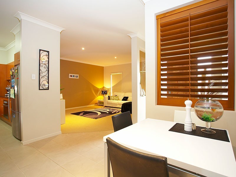 25 Greendragon Cres, Upper Coomera QLD 4209