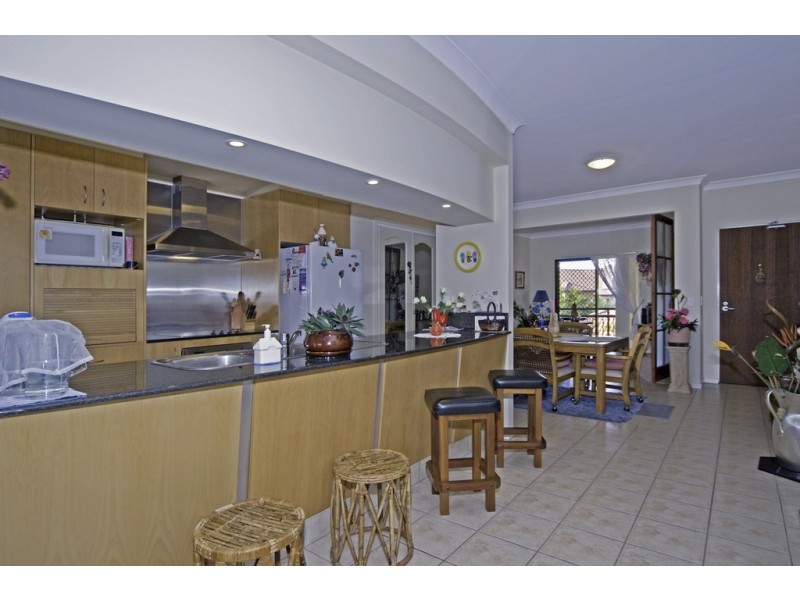 95/85 Palm Meadow Drive, Carrara QLD 4211