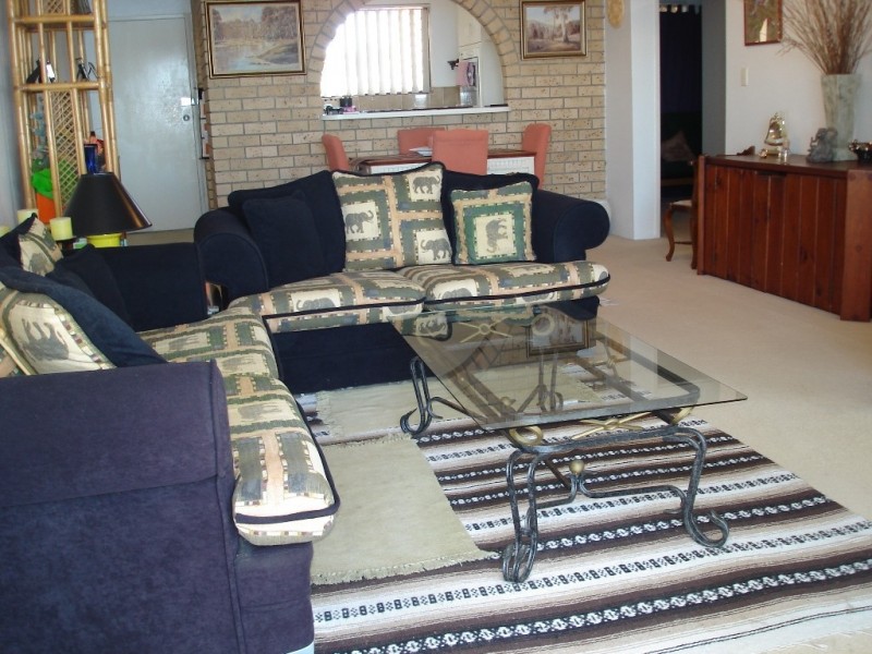 2/43 Duet Drive, Mermaid Waters QLD 4218