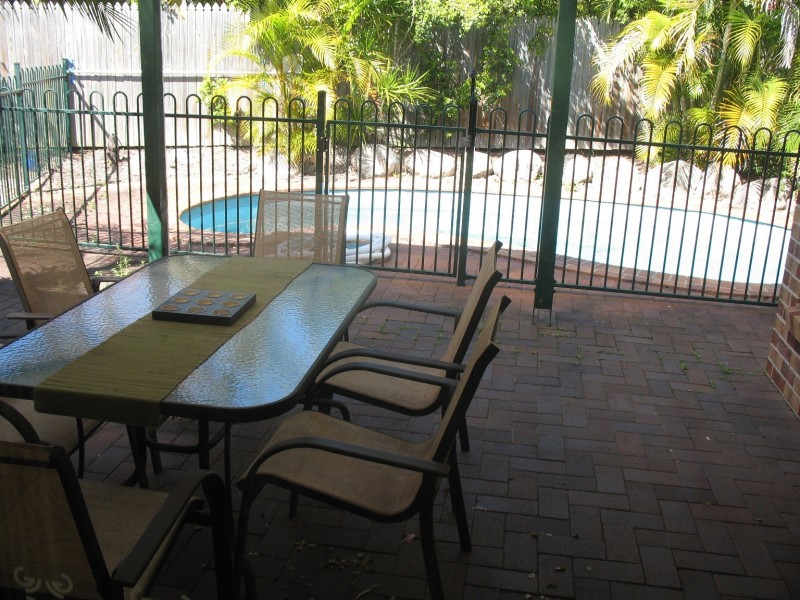 35 Oak Street, Shailer Park QLD 4128