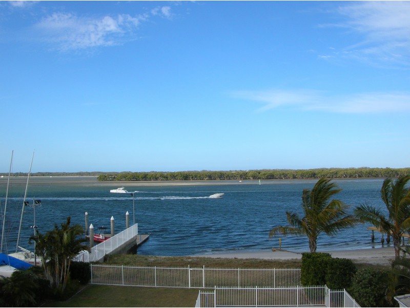 14/1 Poinsettia Ave, Hollywell QLD 4216