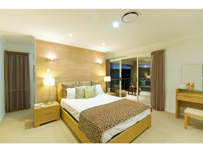 12 Rainlily Cres, Upper Coomera QLD 4209