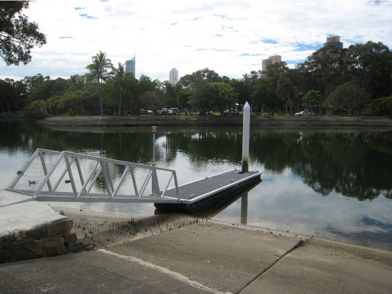 76 Savoy Drive, Broadbeach Waters QLD 4218