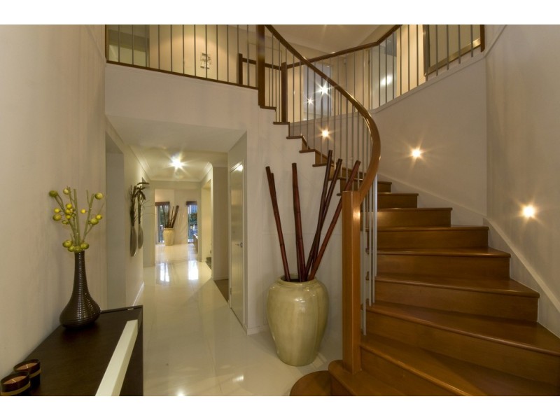 14 Rainlily Cres, Upper Coomera QLD 4209