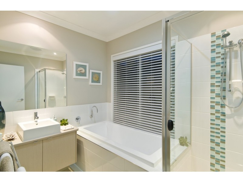 13 Stoney Creek Crt, Ormeau QLD 4208