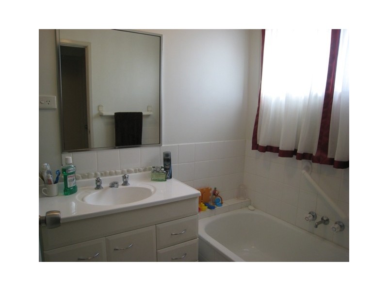 2/15 Hollywood Place, Oxenford QLD 4210