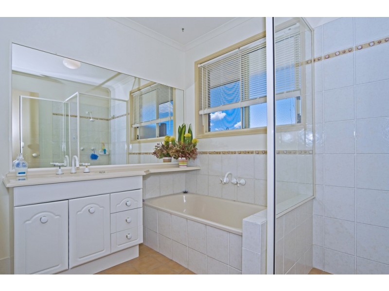 Pacific Pines QLD 4211