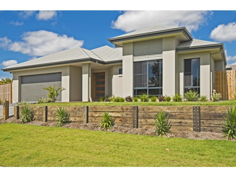 Coomera Waters QLD 4209