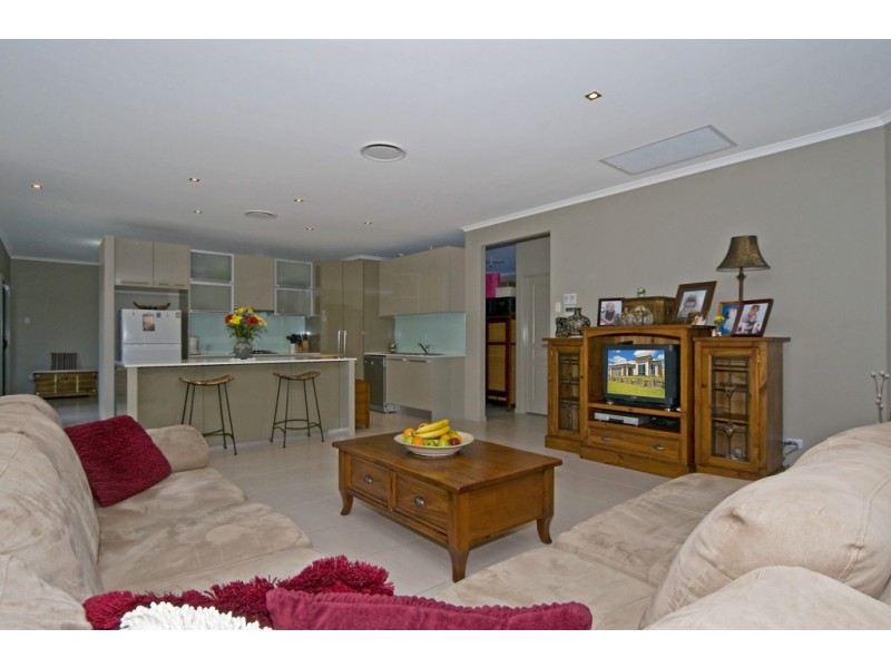 Coomera Waters QLD 4209