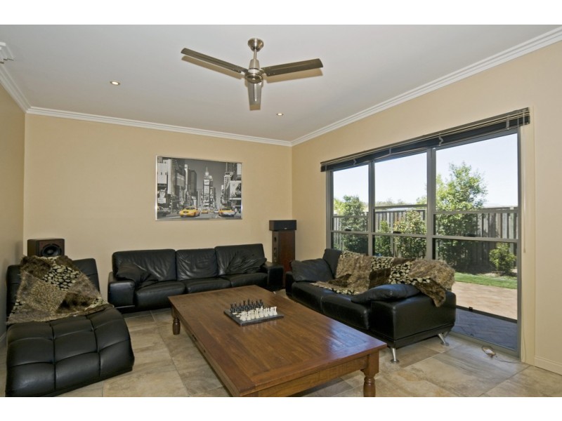 13 Pathfinder Road, Coomera QLD 4209