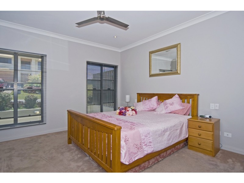 13 Pathfinder Road, Coomera QLD 4209