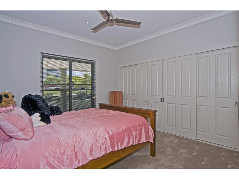 13 Pathfinder Road, Coomera QLD 4209