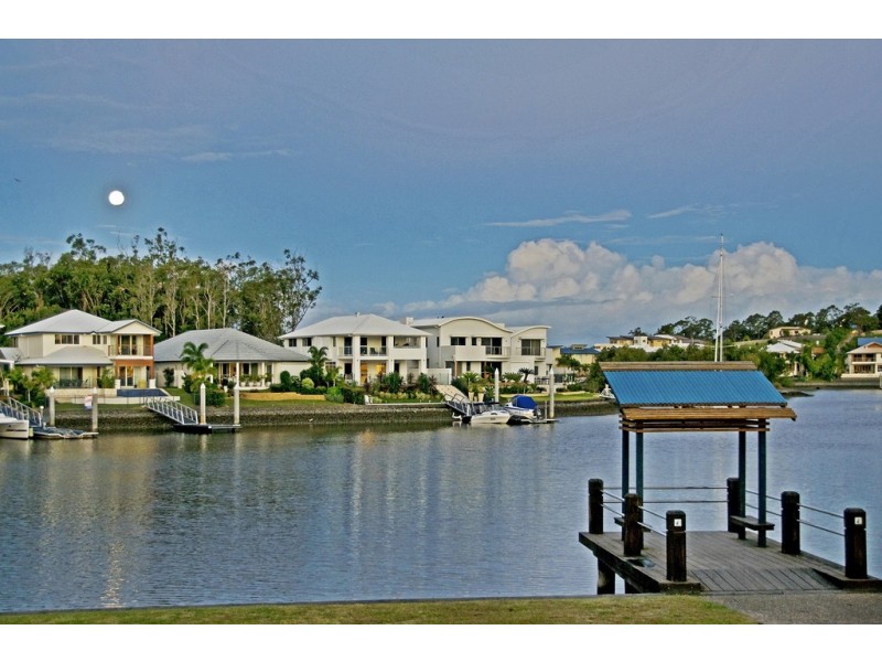 13 Pathfinder Road, Coomera QLD 4209